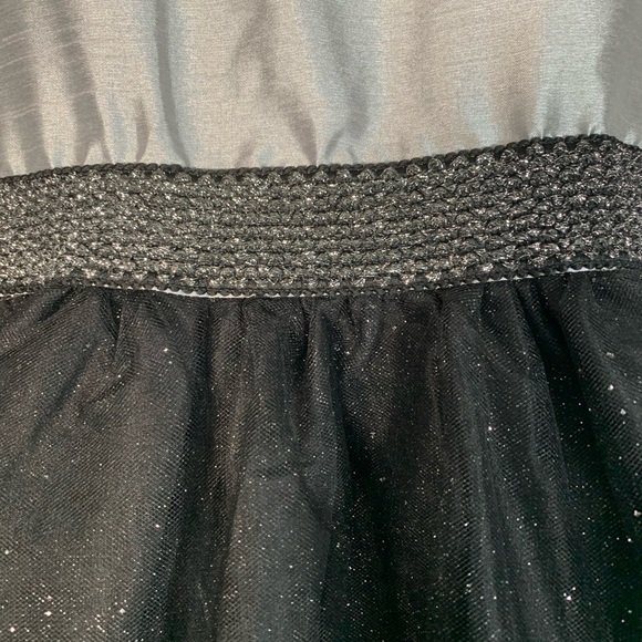So La Vita in silver metallic and sparkling black tulle dress. Size 4 - Picture 2 of 7